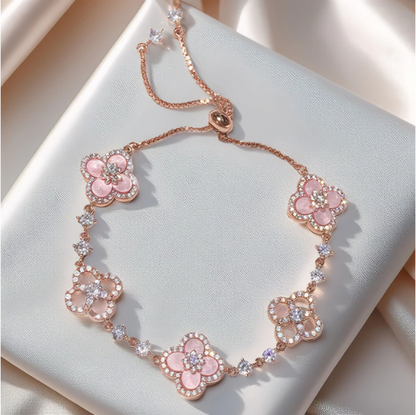 Collar Trébol de Lujo Incrustado – Elegancia y Estilo en Cada Detalle